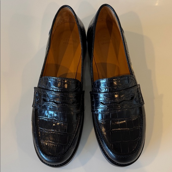 Sezane Shoes - Sezane Andrea Loafers Black Crocodile Print Embossed Size 39 Leather Shoes